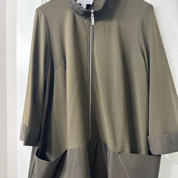 NWOT Joseph Ribkoff Asymmetrical Mixed Media Tunic Size 10 - Picture 1 of 7